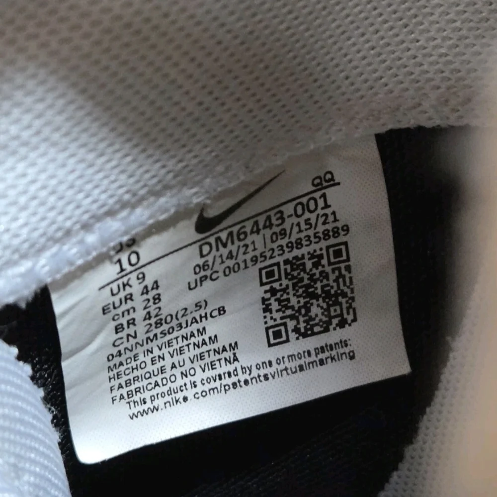 Nike Sacai x Blazer Low 'Black Patent' Men's Size 10 ( EUC ) - Picture 10 of 11